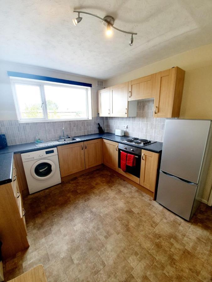 Rayleigh Town Centre 3 Bedroom Apartment エクステリア 写真